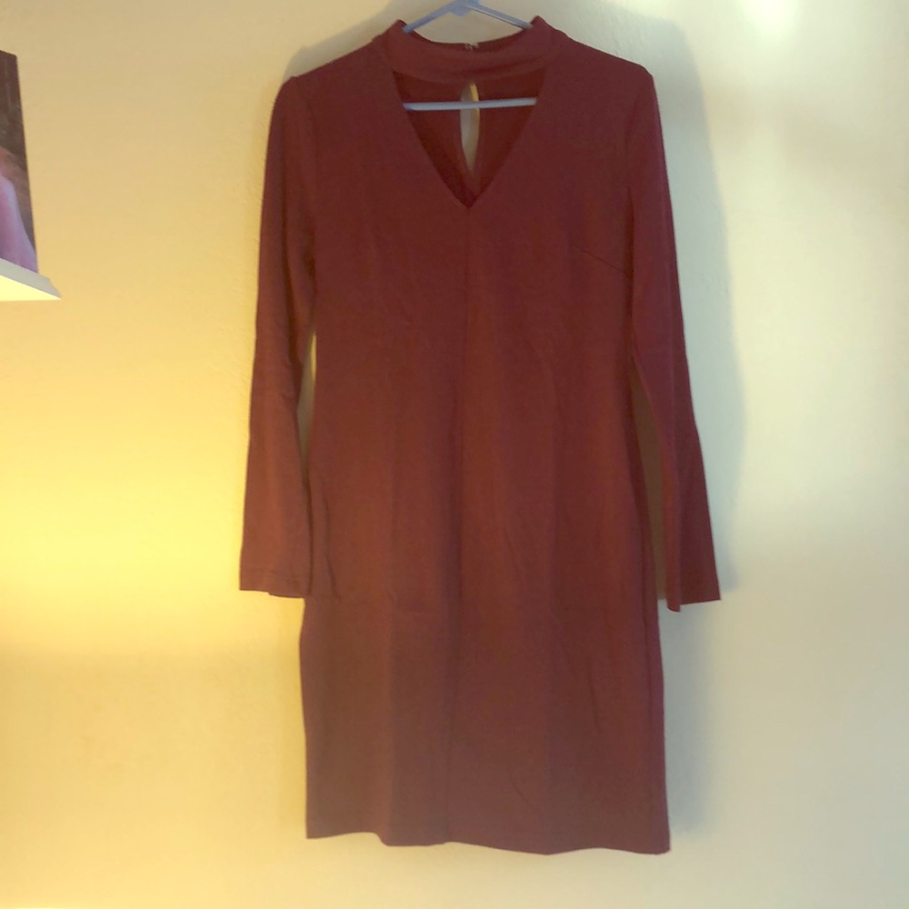 Long sleeve tight fitting maroon dress